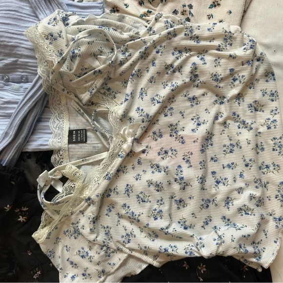 SHEIN and More Tops Bundle - Picture 5 of 16